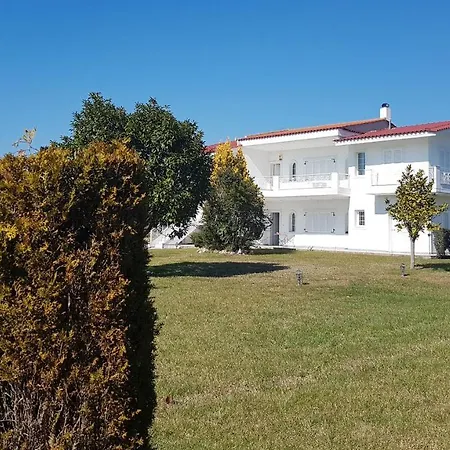 Silver Raches, Sky 펜션